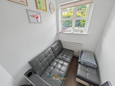 Picture 16